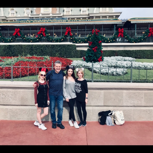 Meet your Posher, Dawna - Picture 3 of 8